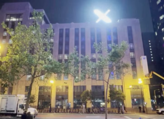 Elon Musk Draws Heat From San Francisco Over Giant X Office Logo After Removal of Twitter Sign