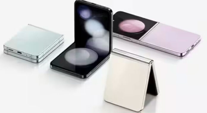 Samsung-foldables-big-hit-in-India,-bracing-for-blockbuster-Diwali-this-year Samsung foldables have gained great popularity in India, which is gearing up for a big Diwali this year
