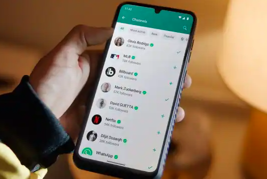 3 Simple Tips to Reduce WhatsApp Backup Size on iPhones and Android Smartphones